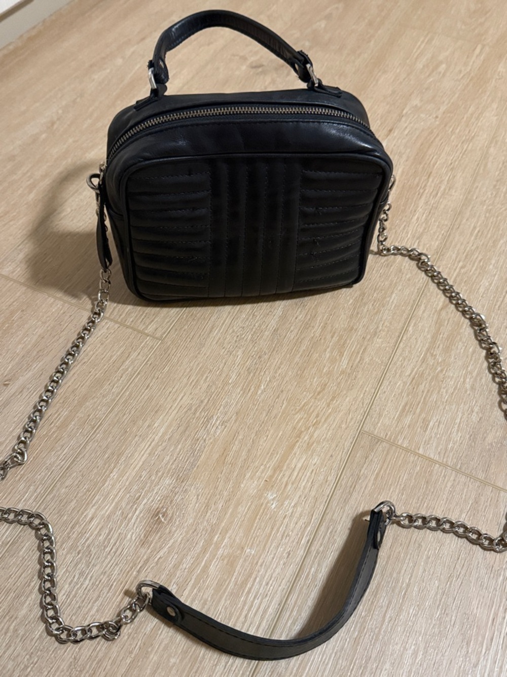L'INTERVALLE Black Quilted Leather Crossbody with Chain Strap